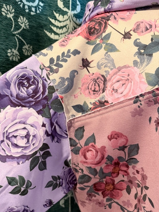 dELiA*s Pastel Patchwork Floral Shades Of Cool Zip Hoodie Pink Blue S NWOT - Picture 9 of 15